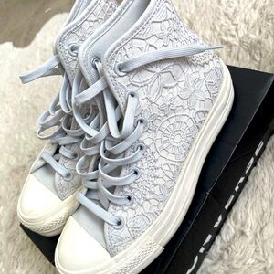 Converse Grey High-Top platform Sneakers Lace Design